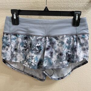 Lululemon Speed Up Lined Short 2.5 size 4